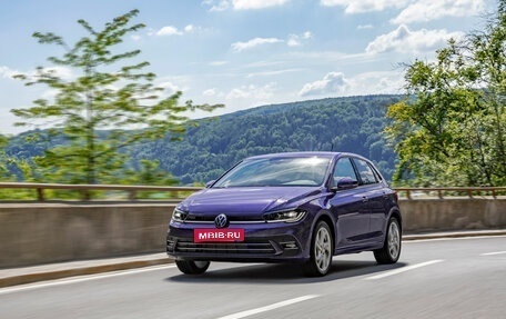 Volkswagen Polo VI (EU Market), 2021 год, 2 200 000 рублей, 1 фотография