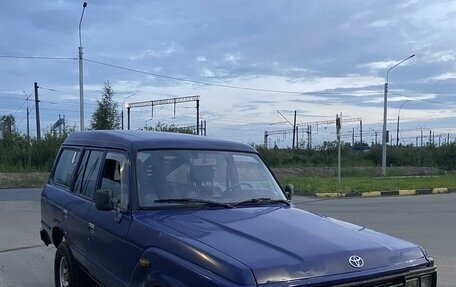 Toyota Land Cruiser 60, 1989 год, 700 000 рублей, 1 фотография