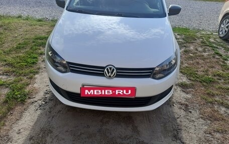 Volkswagen Polo VI (EU Market), 2012 год, 899 000 рублей, 3 фотография