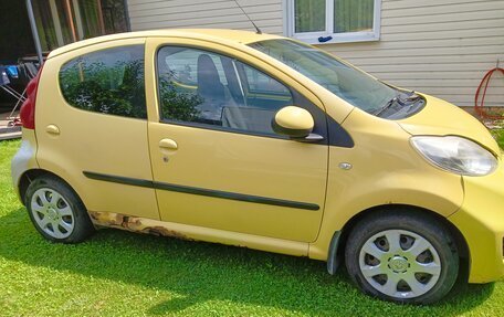 Peugeot 107 I рестайлинг, 2010 год, 295 000 рублей, 2 фотография