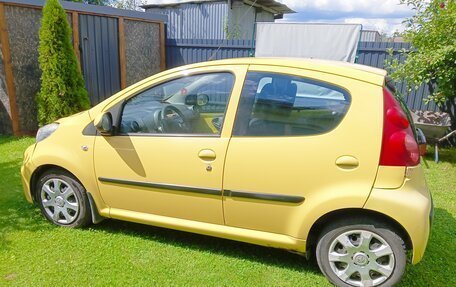 Peugeot 107 I рестайлинг, 2010 год, 295 000 рублей, 7 фотография