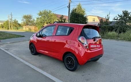 Chevrolet Spark III, 2011 год, 650 000 рублей, 4 фотография