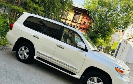 Toyota Land Cruiser 200, 2014 год, 4 150 000 рублей, 4 фотография