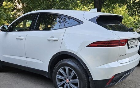 Jaguar E-Pace, 2018 год, 3 500 000 рублей, 6 фотография