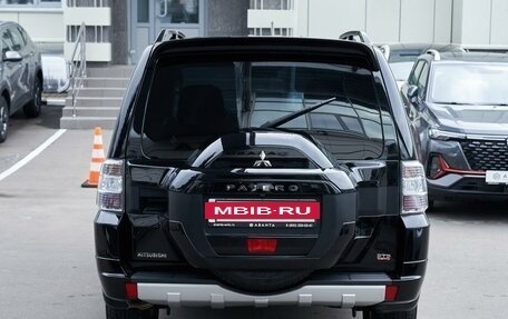 Mitsubishi Pajero IV, 2015 год, 2 799 000 рублей, 6 фотография