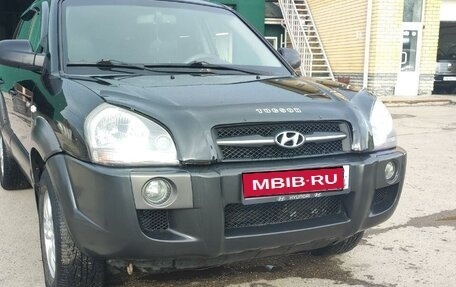 Hyundai Tucson III, 2005 год, 900 000 рублей, 1 фотография