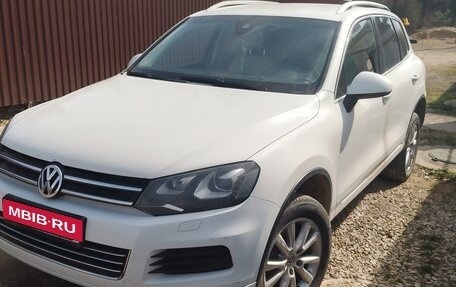 Volkswagen Touareg III, 2013 год, 2 800 000 рублей, 1 фотография