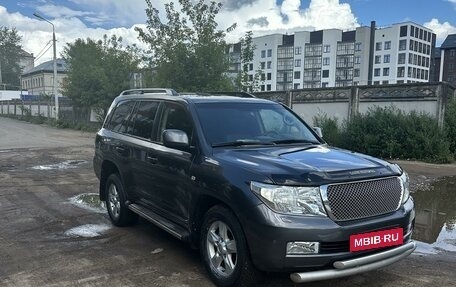 Toyota Land Cruiser 200, 2011 год, 3 300 000 рублей, 2 фотография