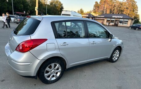 Nissan Tiida, 2010 год, 800 000 рублей, 4 фотография