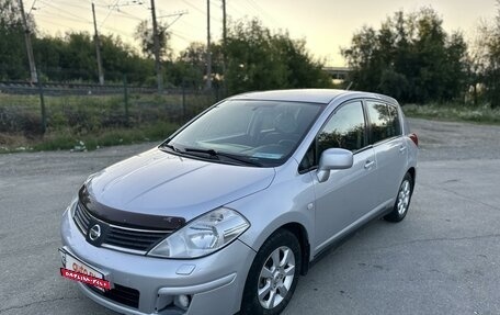 Nissan Tiida, 2010 год, 800 000 рублей, 2 фотография