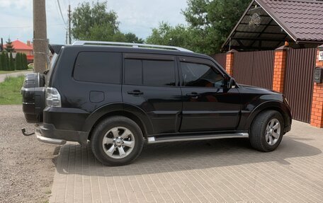 Mitsubishi Pajero IV, 2007 год, 1 800 000 рублей, 6 фотография