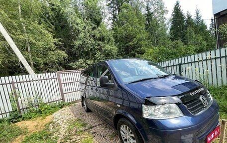 Volkswagen Multivan T5, 2008 год, 1 750 000 рублей, 1 фотография