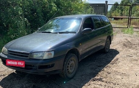 Toyota Caldina, 2002 год, 315 000 рублей, 1 фотография