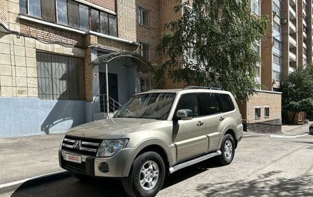 Mitsubishi Pajero IV, 2007 год, 1 550 000 рублей, 2 фотография