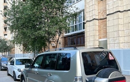 Mitsubishi Pajero IV, 2007 год, 1 550 000 рублей, 4 фотография