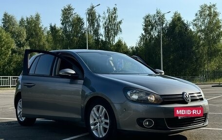 Volkswagen Golf VI, 2010 год, 999 000 рублей, 2 фотография