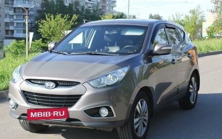 Hyundai ix35 I рестайлинг, 2012 год, 1 050 000 рублей, 2 фотография