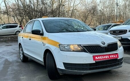 Skoda Rapid I, 2017 год, 715 000 рублей, 2 фотография