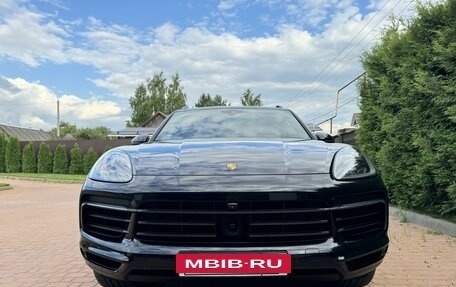 Porsche Cayenne III, 2018 год, 7 990 000 рублей, 3 фотография