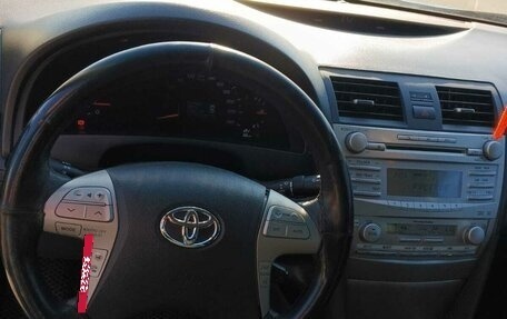 Toyota Camry, 2011 год, 1 350 000 рублей, 7 фотография