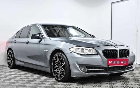 BMW 5 серия, 2011 год, 1 570 000 рублей, 3 фотография