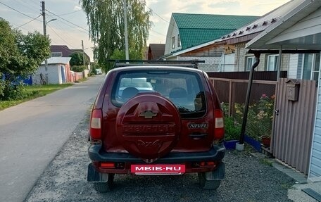 Chevrolet Niva I рестайлинг, 2004 год, 260 000 рублей, 6 фотография