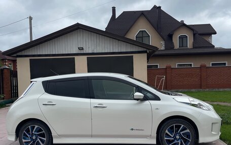 Nissan Leaf I, 2017 год, 980 000 рублей, 2 фотография