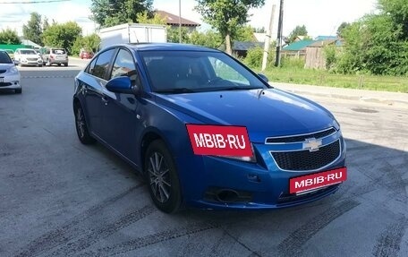 Chevrolet Cruze II, 2011 год, 650 000 рублей, 3 фотография