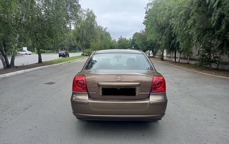 Toyota Avensis III рестайлинг, 2004 год, 790 000 рублей, 6 фотография