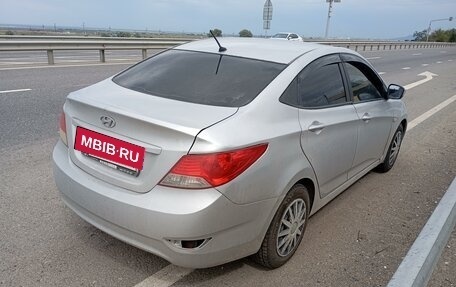 Hyundai Solaris II рестайлинг, 2013 год, 700 000 рублей, 4 фотография