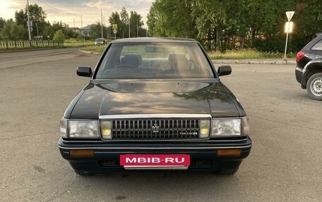 Toyota Crown, 1990 год, 375 000 рублей, 2 фотография