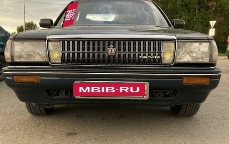 Toyota Crown, 1990 год, 375 000 рублей, 3 фотография