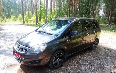 Opel Zafira B, 2012 год, 770 000 рублей, 1 фотография