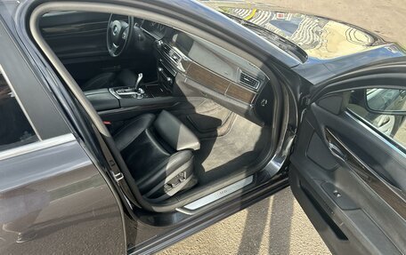 BMW 7 серия, 2010 год, 950 000 рублей, 14 фотография