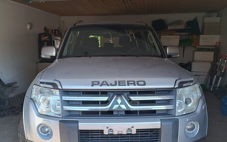 Mitsubishi Pajero IV, 2007 год, 770 000 рублей, 1 фотография