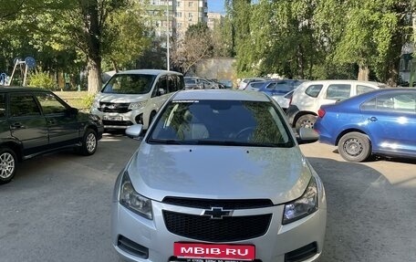 Chevrolet Cruze II, 2012 год, 650 000 рублей, 1 фотография