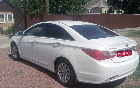 Hyundai Sonata VI, 2011 год, 1 350 000 рублей, 4 фотография