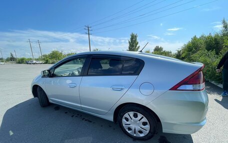 Honda Insight II рестайлинг, 2012 год, 1 030 000 рублей, 3 фотография