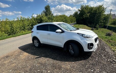 KIA Sportage IV рестайлинг, 2018 год, 2 250 000 рублей, 3 фотография