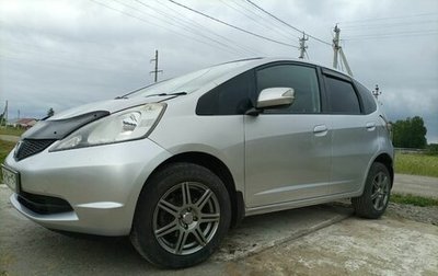 Honda Fit III, 2010 год, 730 000 рублей, 1 фотография