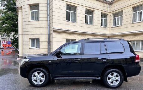 Toyota Land Cruiser 200, 2010 год, 3 499 000 рублей, 8 фотография