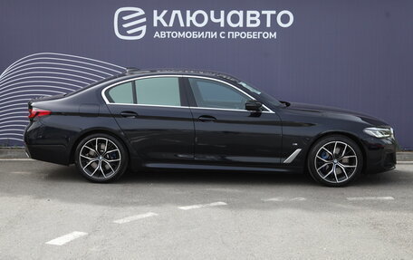 BMW 5 серия, 2022 год, 7 040 000 рублей, 6 фотография