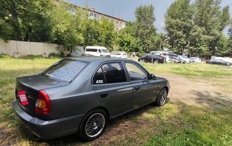 Hyundai Accent II, 2004 год, 450 000 рублей, 3 фотография