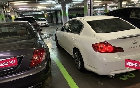 Infiniti G, 2010 год, 2 100 000 рублей, 3 фотография