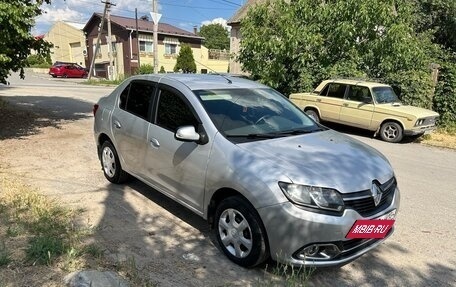 Renault Logan II, 2017 год, 830 000 рублей, 3 фотография