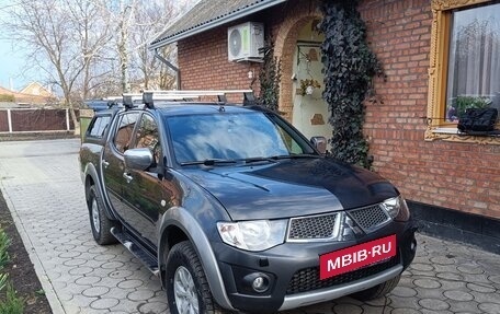 Mitsubishi L200 IV рестайлинг, 2012 год, 2 000 000 рублей, 2 фотография