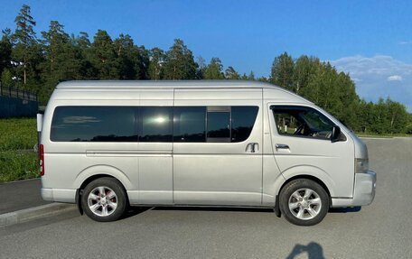 Toyota HiAce H200, 2006 год, 1 600 000 рублей, 7 фотография