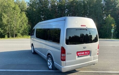 Toyota HiAce H200, 2006 год, 1 600 000 рублей, 3 фотография