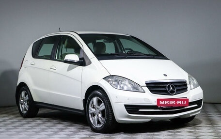 Mercedes-Benz A-Класс, 2009 год, 800 000 рублей, 3 фотография