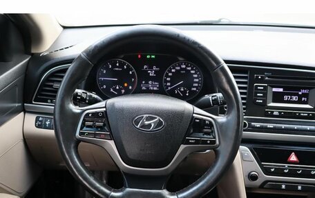 Hyundai Elantra VI рестайлинг, 2018 год, 1 399 000 рублей, 7 фотография